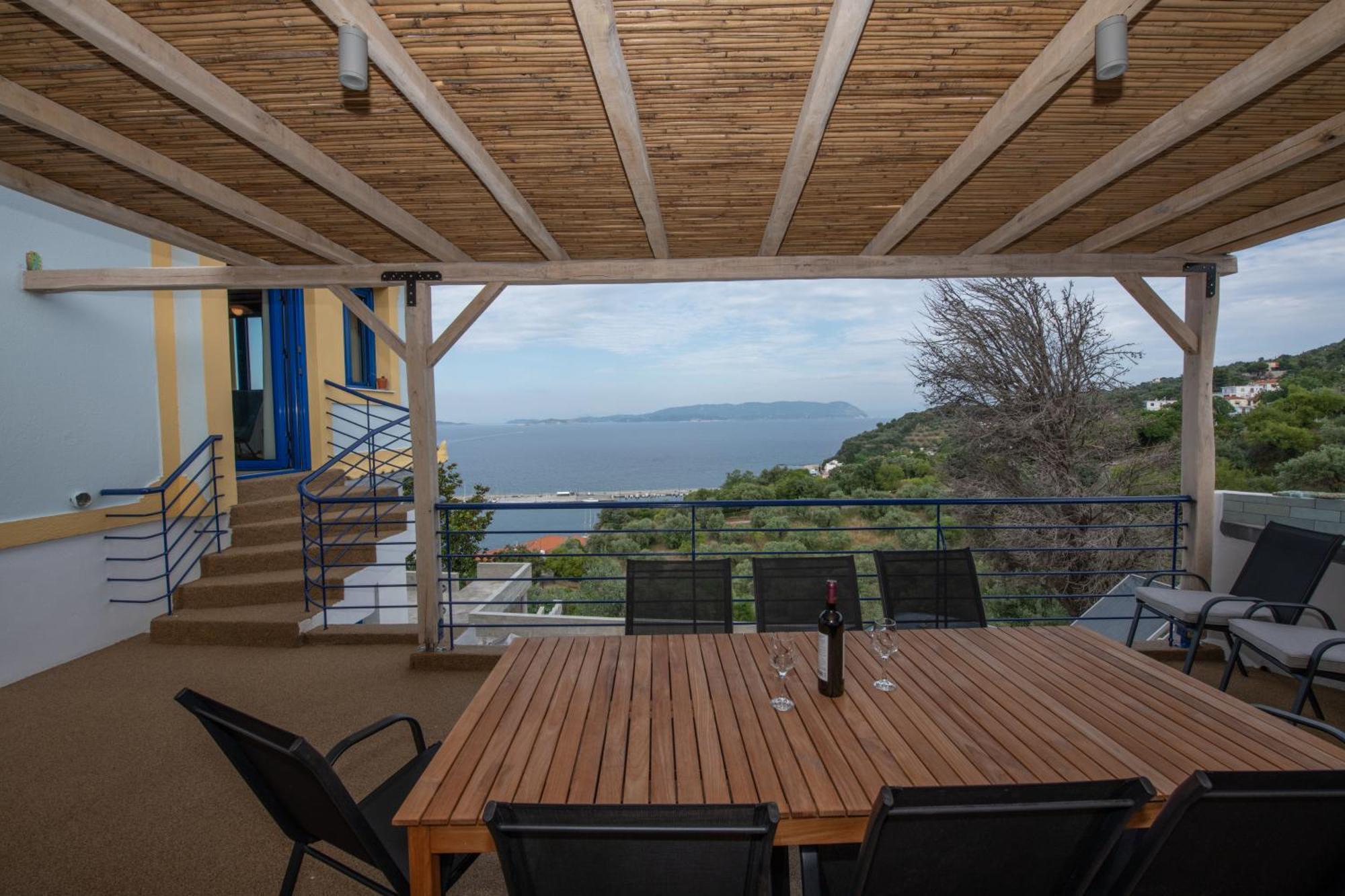 Villa Evmenia Panoramic View & Sea Front Apartments سكوبيلوس تاون المظهر الخارجي الصورة